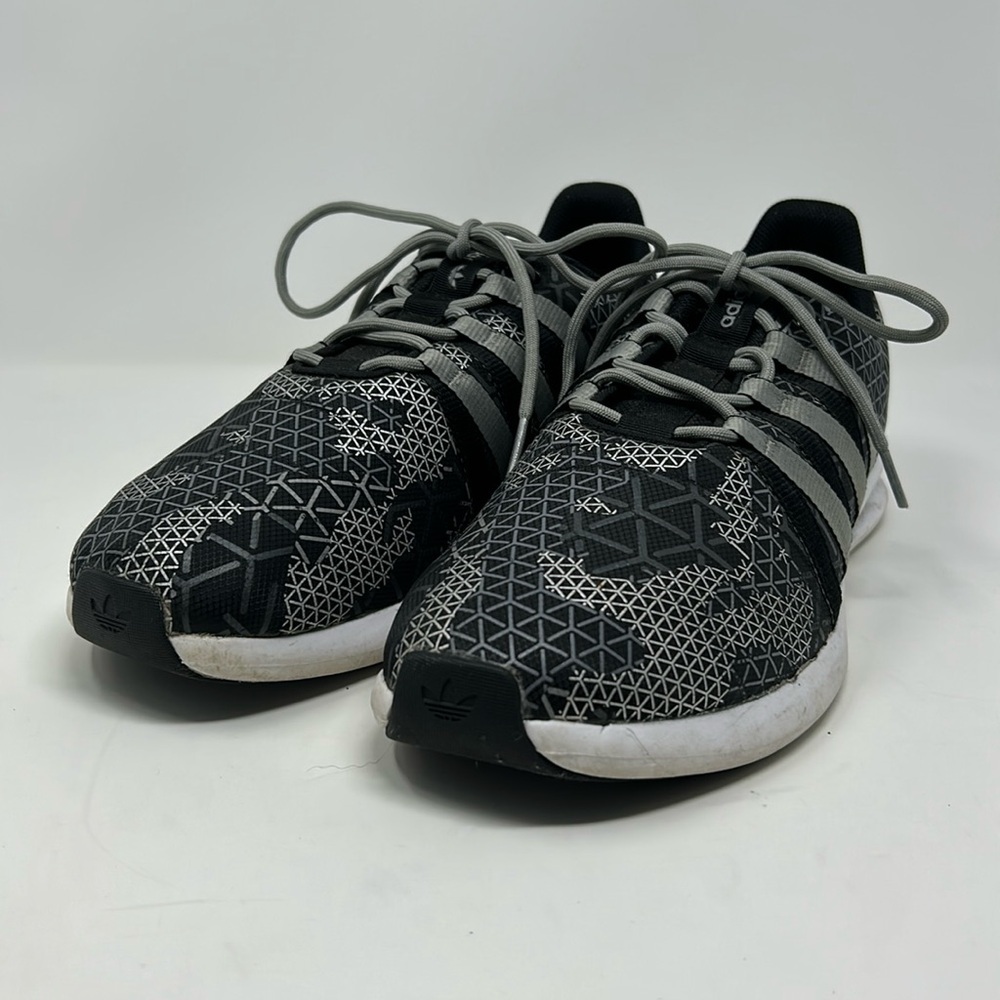 45. Men’s Adidas Black and White Geometric Sneakers (11)